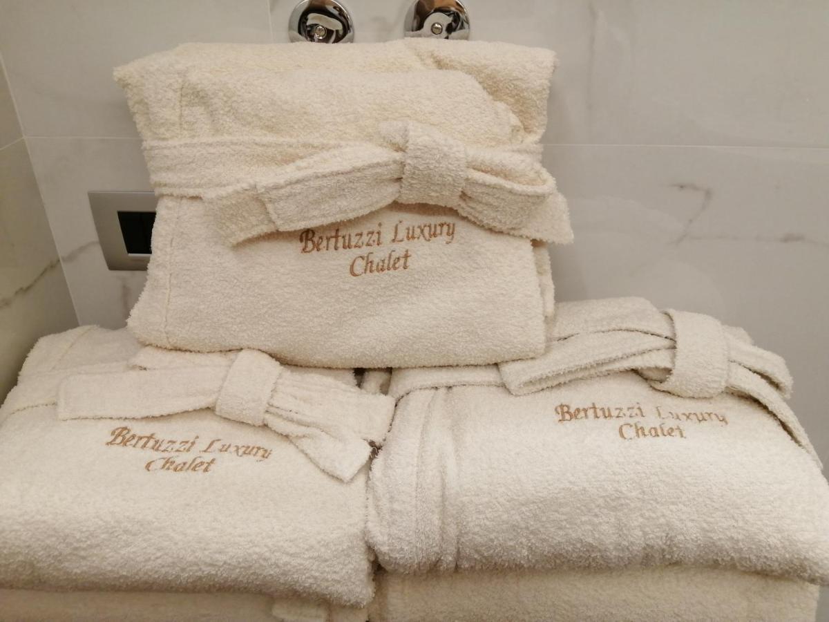 Bertuzzi Luxury Chalet Aprica Buitenkant foto
